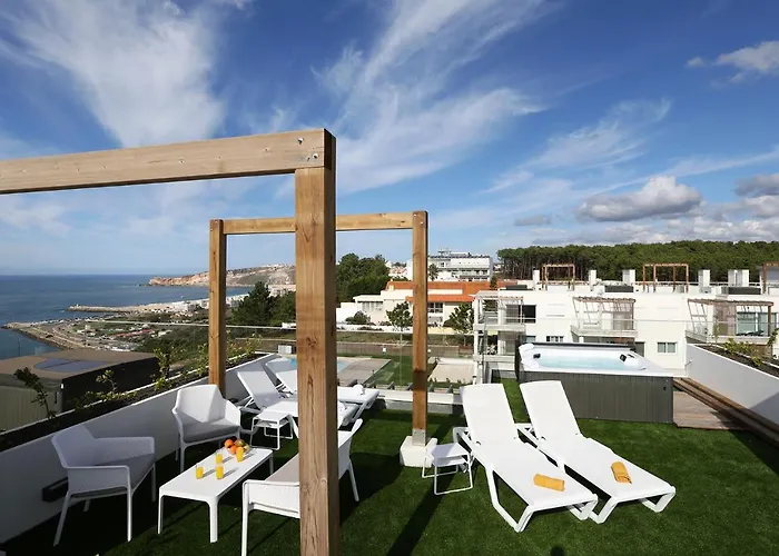 דירה T2-marina Mar-condominio De Luxo נאזרה