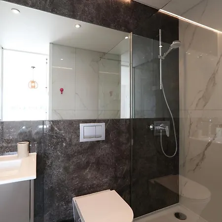 Lägenhet T2-marina Mar-condominio De Luxo *